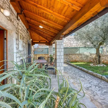 Silvano Radosi Guest house *